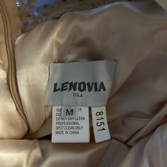 Elegant Gold Off-Shoulder Dress (c) - Picture 3 of 13